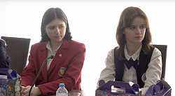 Сегодня, активистка первичного отделения Гимназии №1, Анастасия Филатова , приняла участие в торжественной церемонии и награждена премией главы города-героя Новороссийска "Ученик года".