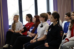 12 марта команда первичного отделения Движения Первых Гимназии №1 провела первое ознакомительное мероприятие с подшефным первичным отделением СОШ №29 ИМ. Ю.В. АМЕЛОВА города-героя Новороссийска.